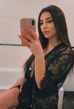 Karina - photo 2