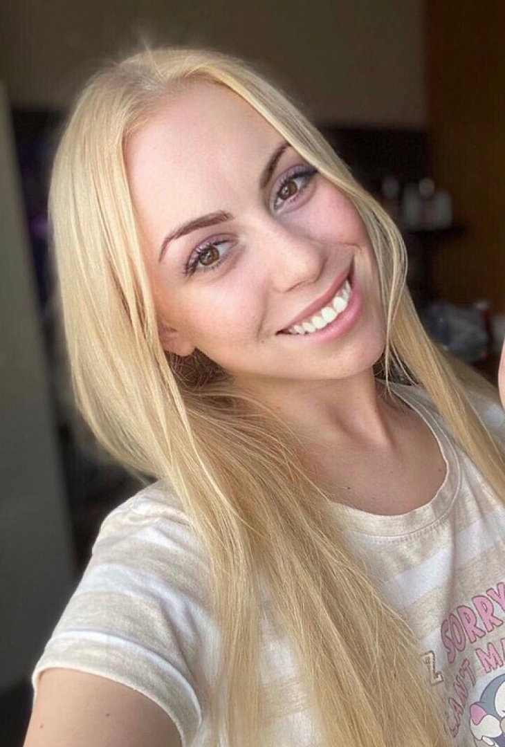 Kristina - photo 2
