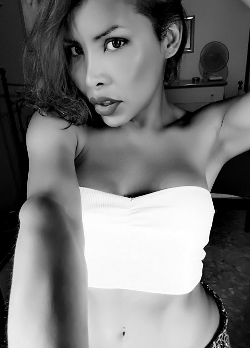 Beautiful Shemale - photo 6
