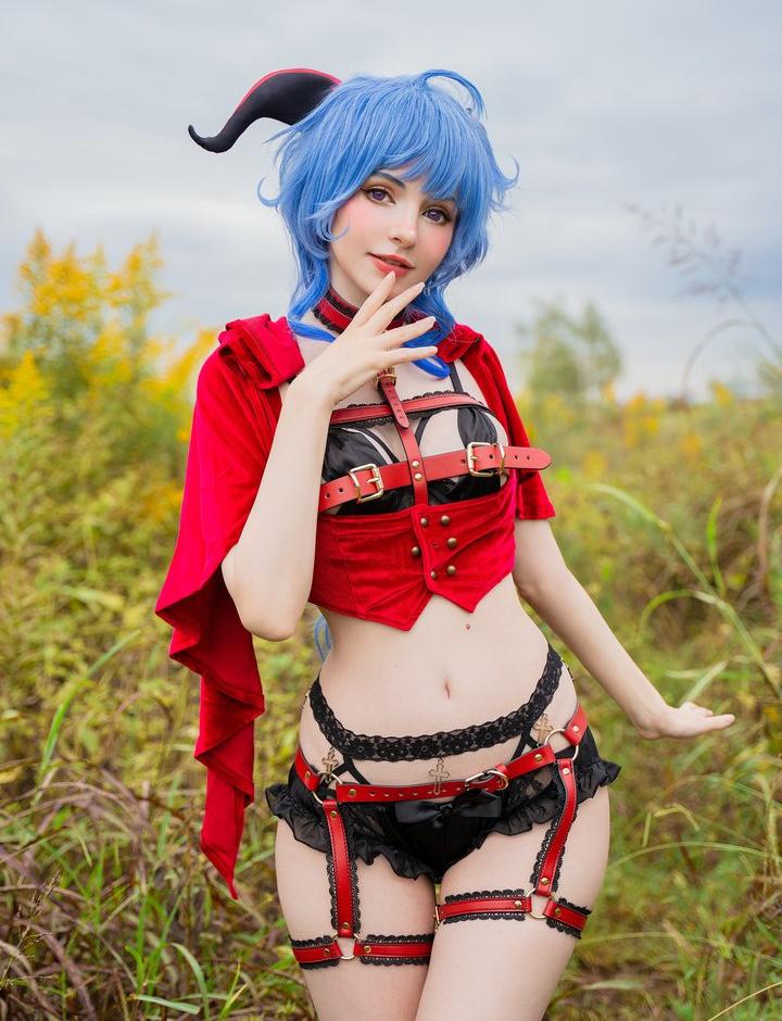Diana - photo 336