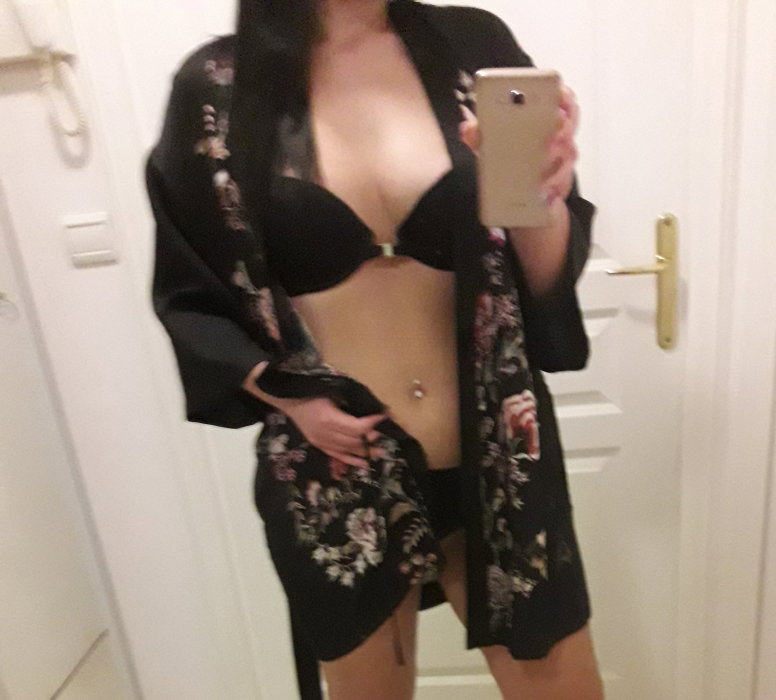Iuliana - photo 2