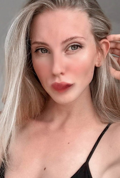 Alexandra - photo
