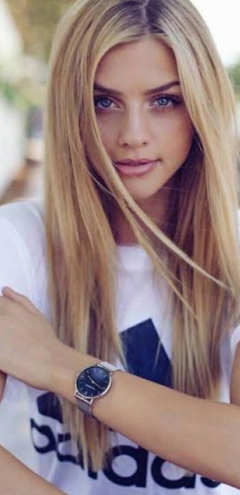 Alexandra - photo