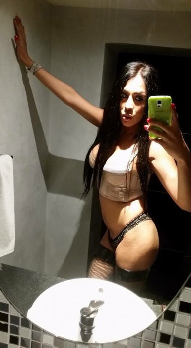Latoya - photo 3