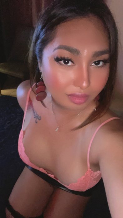 Ladyboy Nam Ponce - photo 2