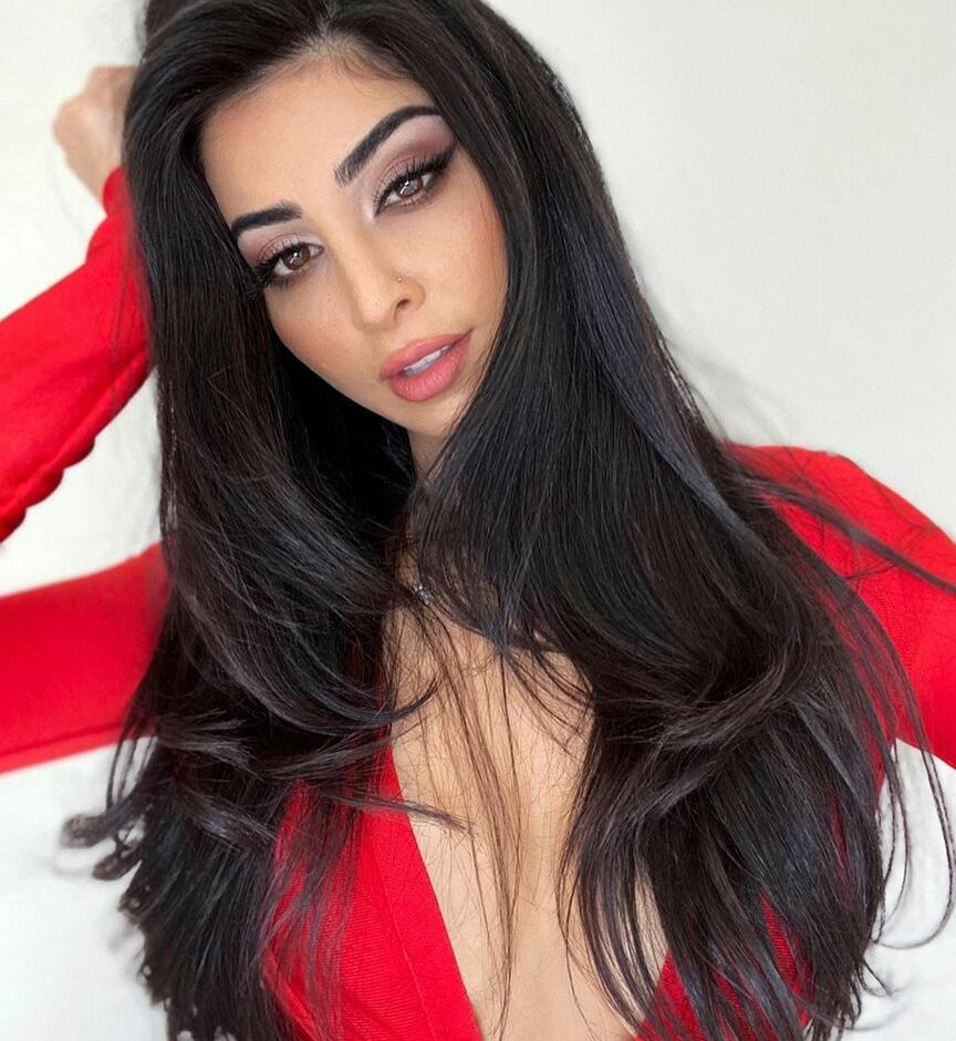 Eliana - photo 19