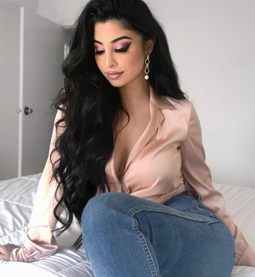 Eliana - photo 35