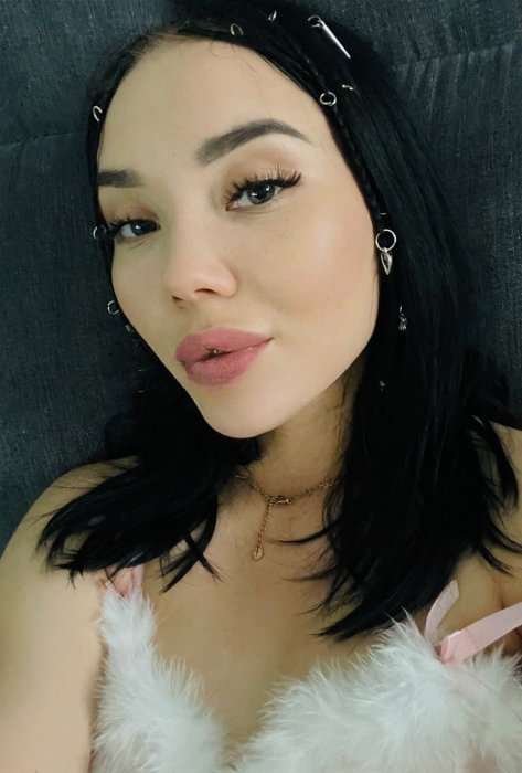 Alexis - photo 17