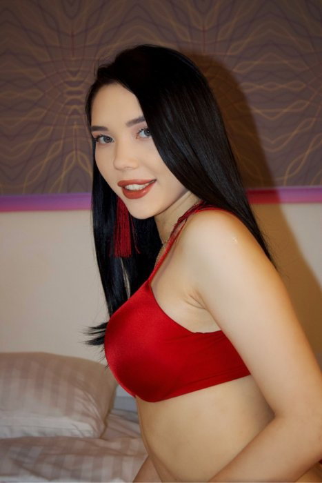 Alexis - photo 19