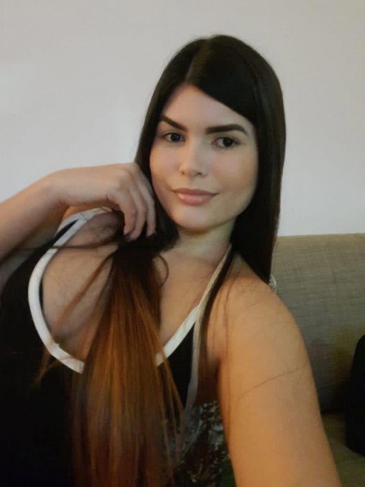 Laura - photo 4