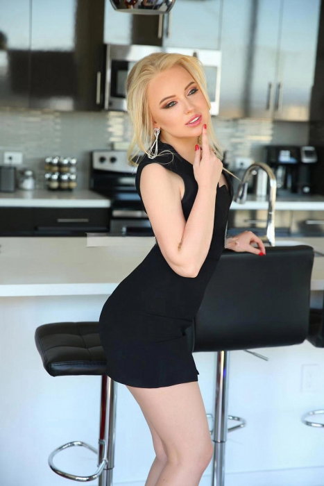 Laura - photo 2