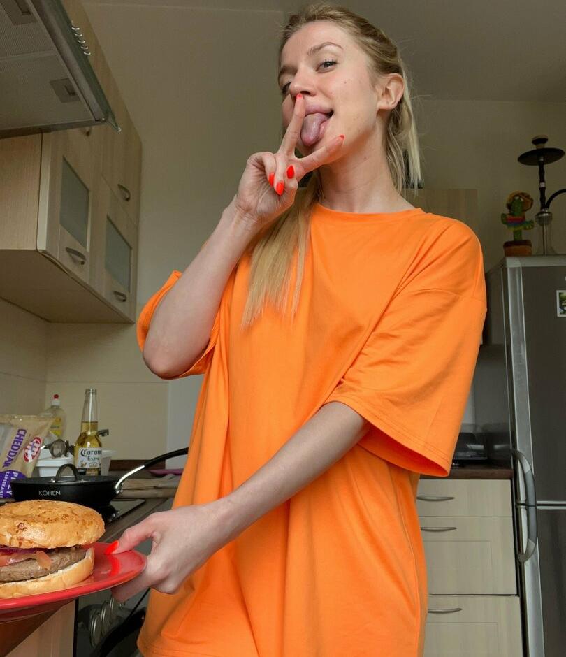 Anabel - photo 228