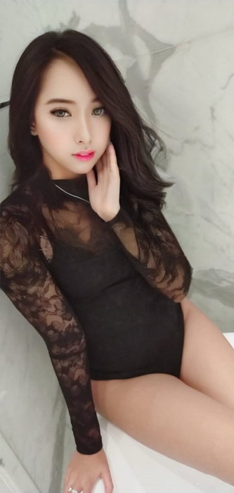 Arnia Putri - foto 3
