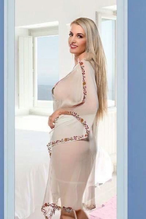 Mercedes - foto 2