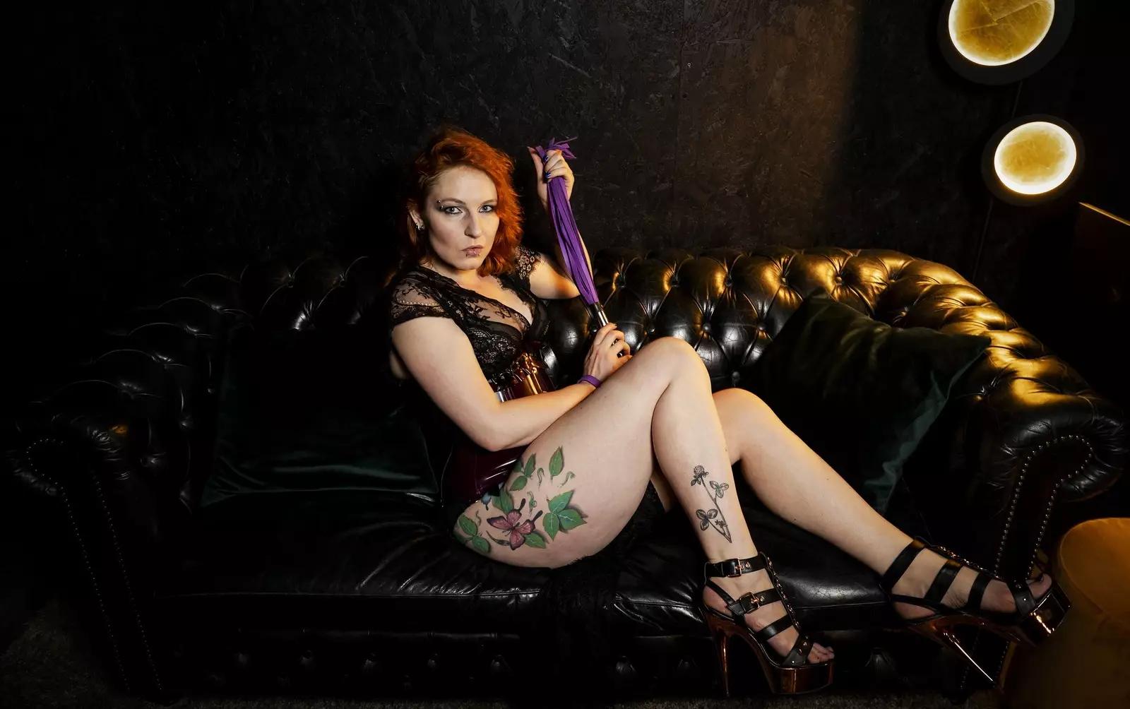 Spelen Met Macht Sensualiteit En Verlangen - foto 10