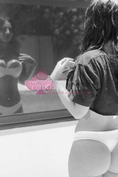 Ellyse - photo 9