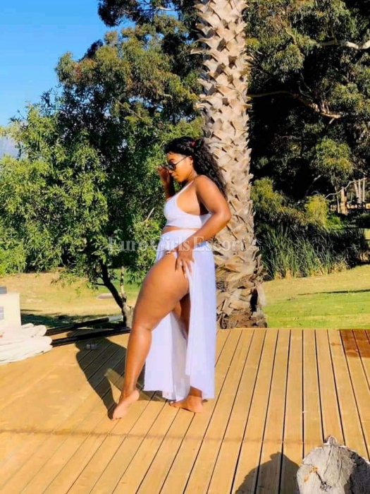 Becky Bae - photo