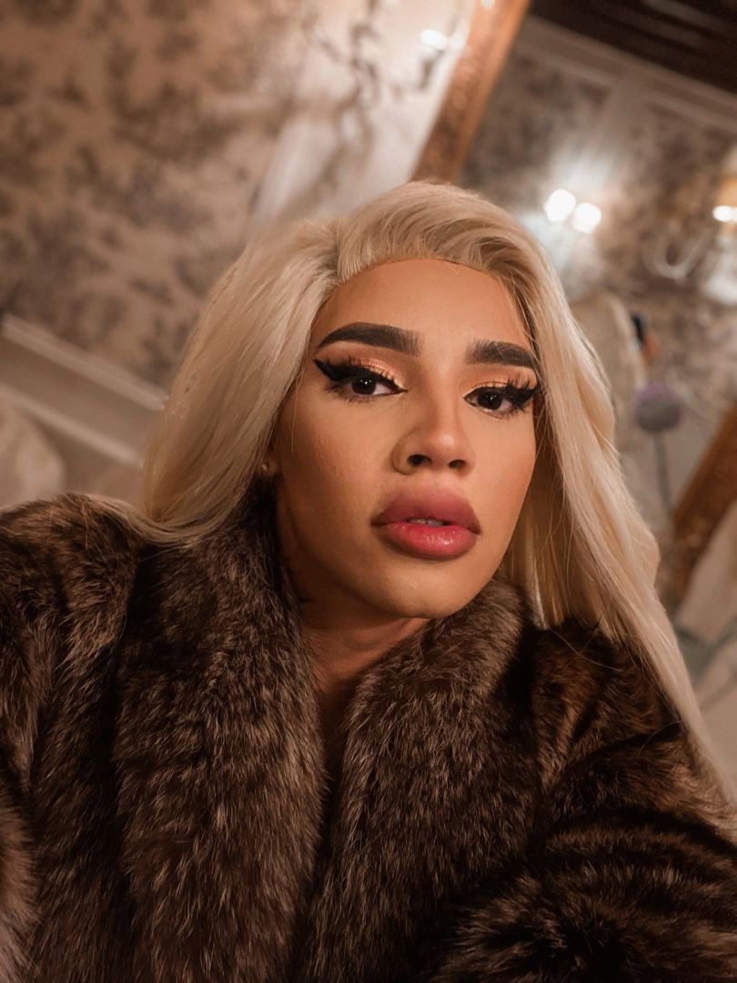 Emma Jolie - photo 6