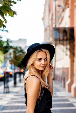 Brenna - photo 6