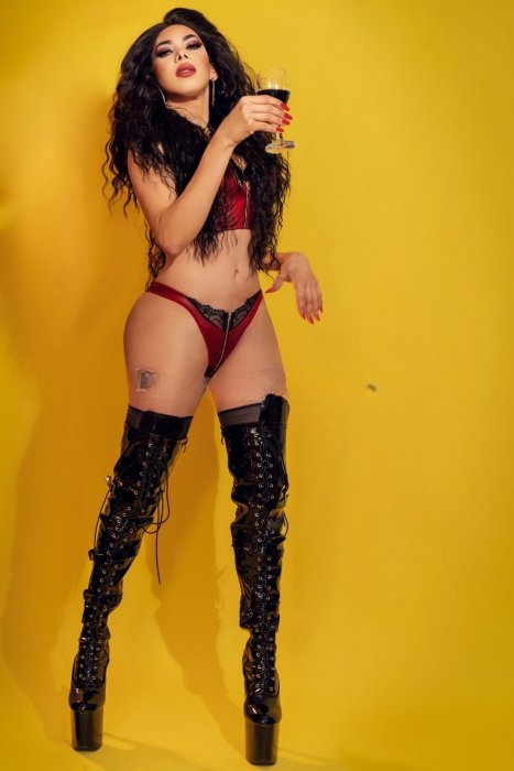 Macarena Martinez - photo 6
