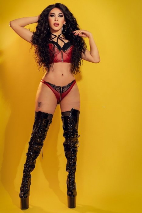 Macarena Martinez - photo 12
