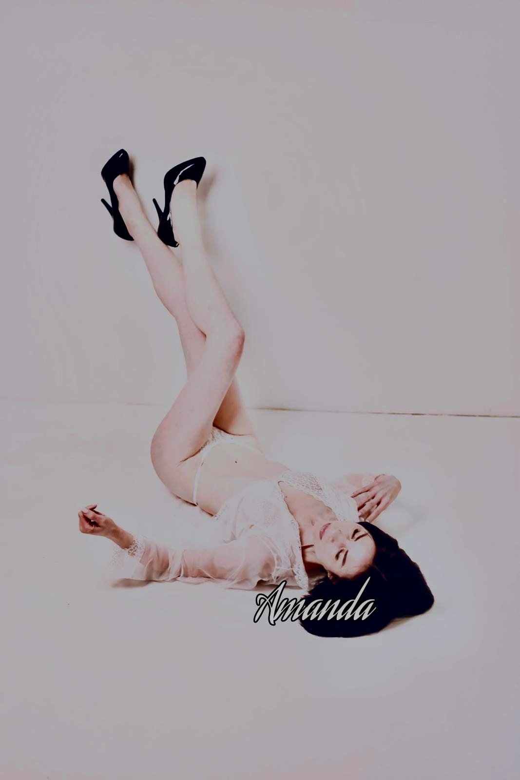 Amanda - photo 2