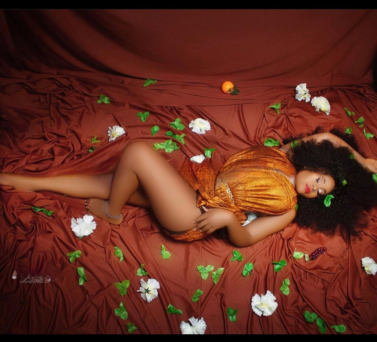 Melanin chick - photo 1