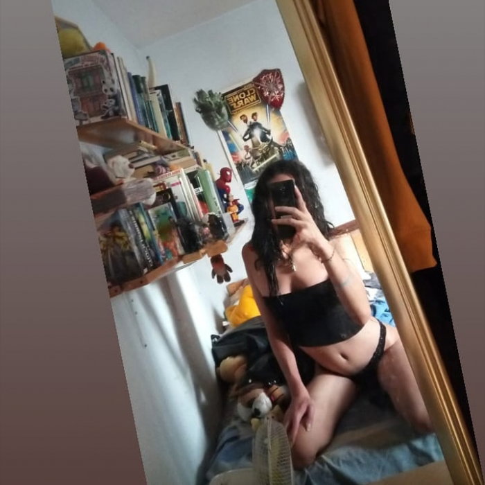 Layla-ibtissem - photo