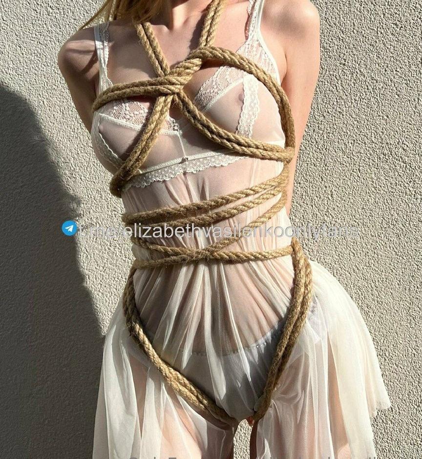 Helena - photo 518