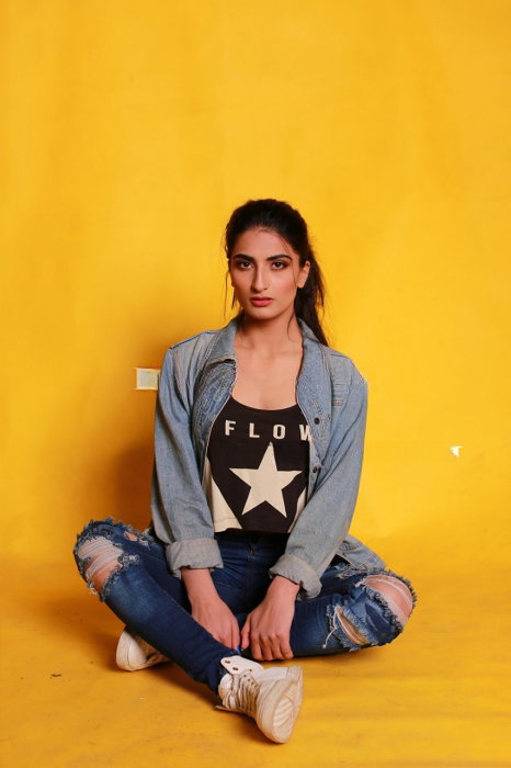 Soniya - photo