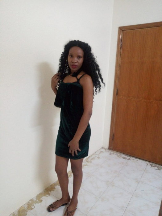 Vicky - photo 2