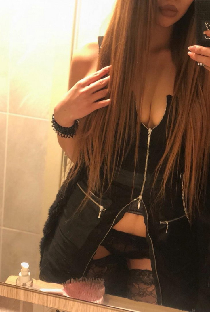 Maya Kozovic - photo