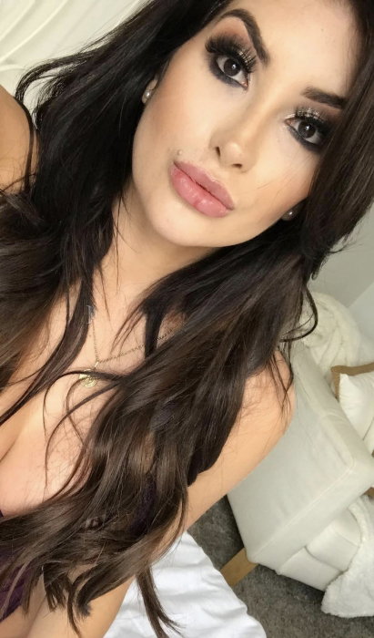 Lily Glam - photo 10