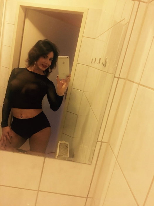 Nikole - foto 2