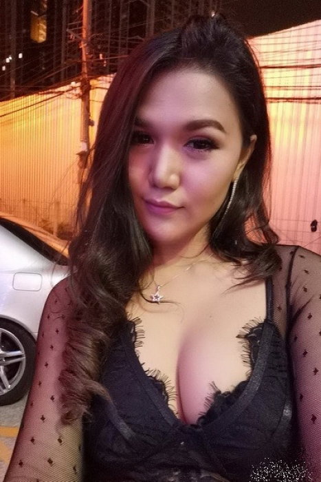 B.M - photo