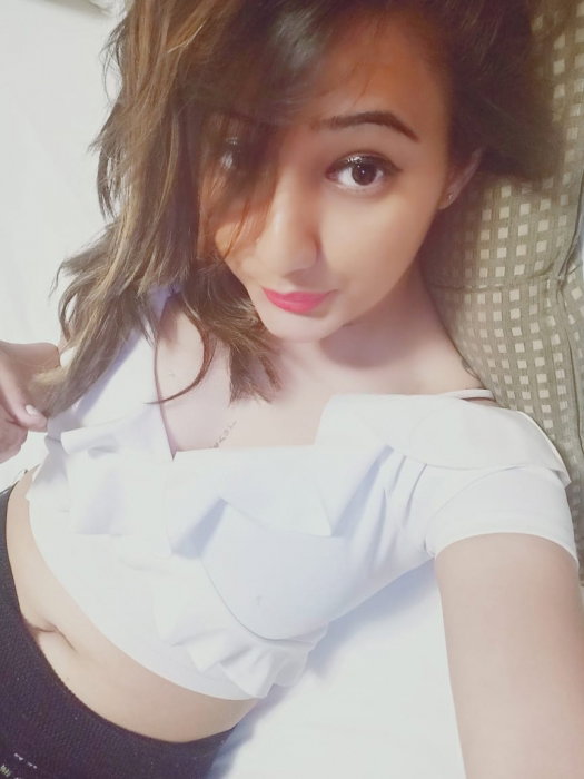 Nidhi Agarwal - photo 2