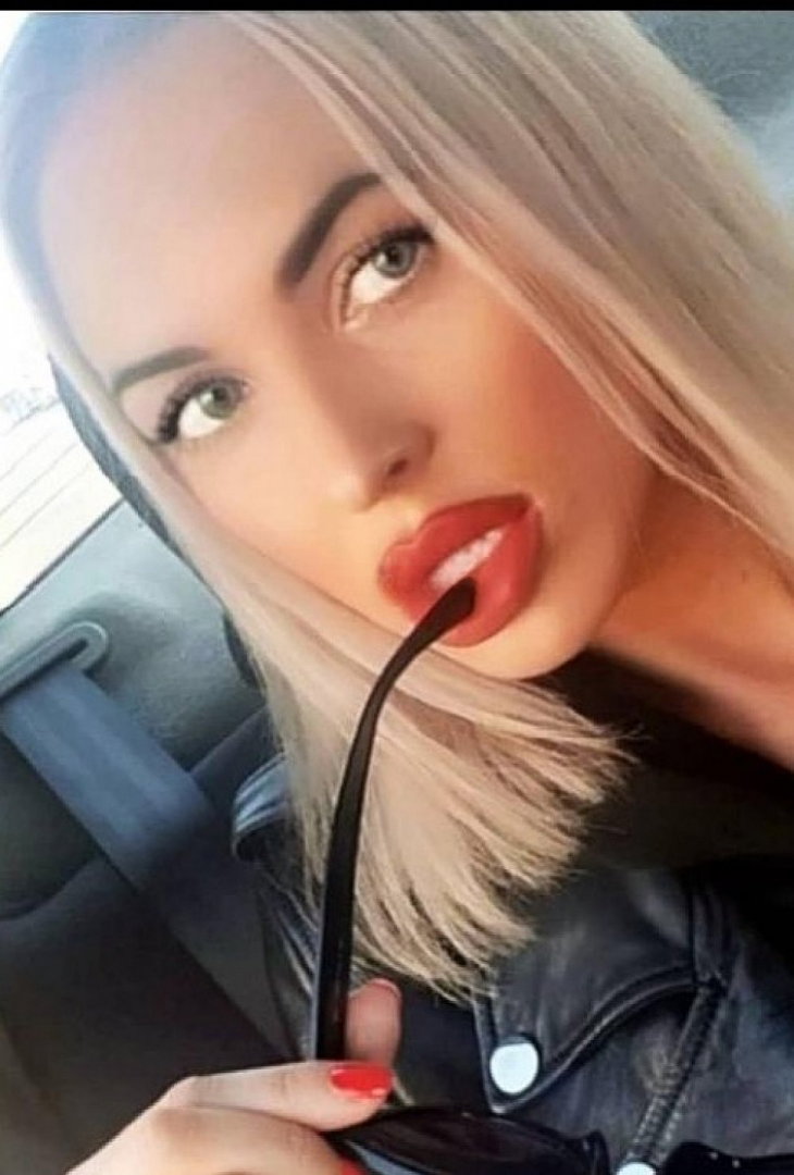 Elena - photo