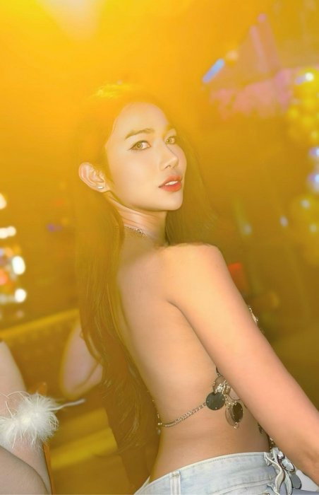 Ladyboy Mina - photo 3