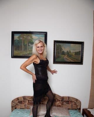 Claire - photo