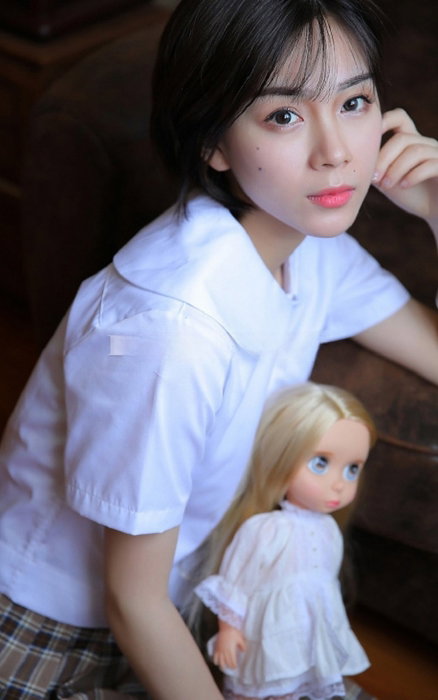 Young - photo 3