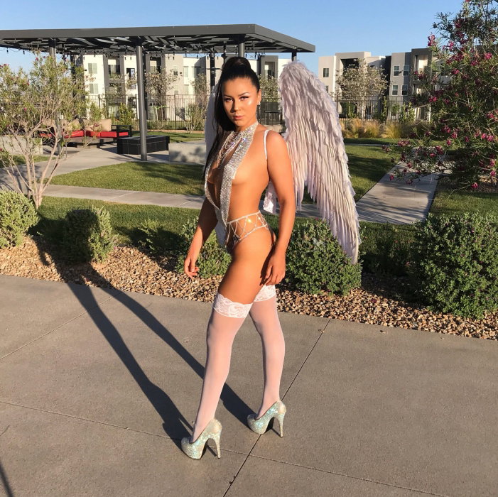 Veronika - photo 2