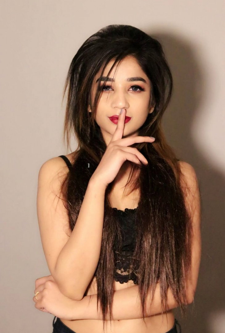 Riya K - photo 2