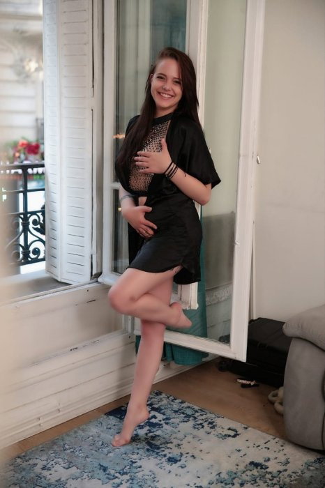 Angie - photo 13