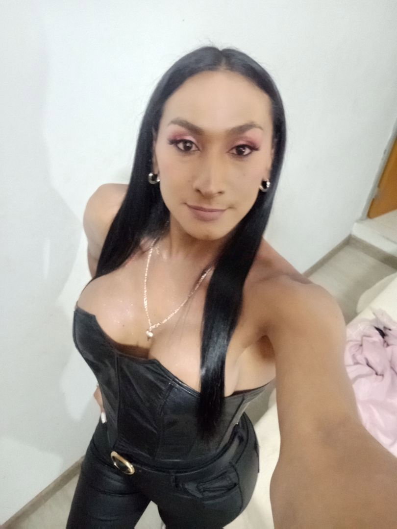 Aisha - photo 17