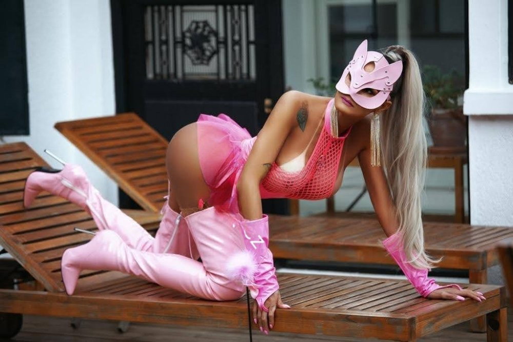 Aline Lopez - photo 6