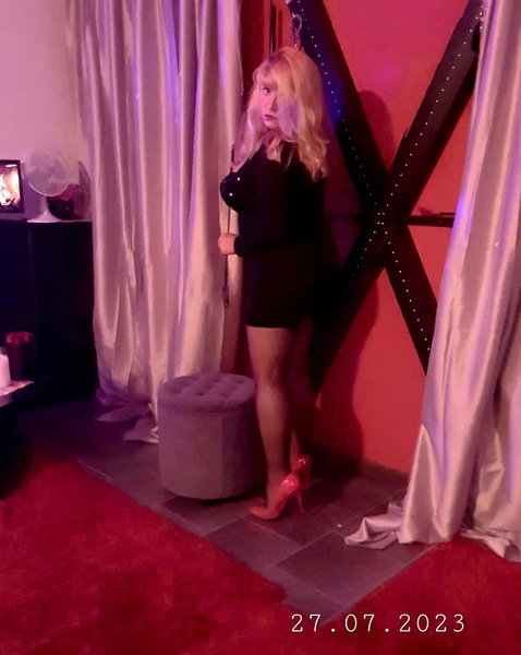 Lady Katrin nur bis So. 11.02. - 16 Uhr - photo