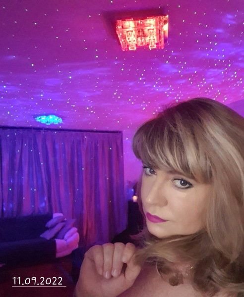 Lady Katrin nur bis So. 11.02. - 16 Uhr - photo 2