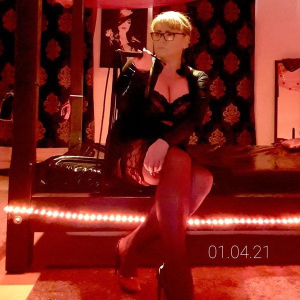 Lady Katrin nur bis So. 11.02. - 16 Uhr - photo 17