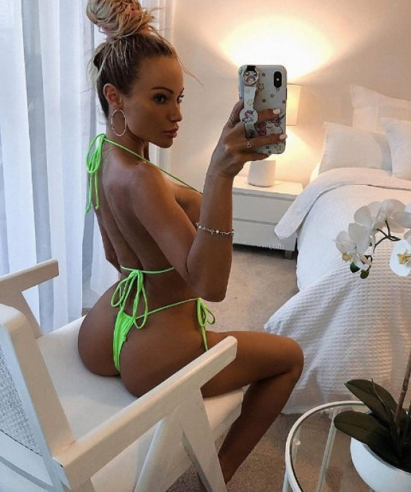 Bella laura - photo