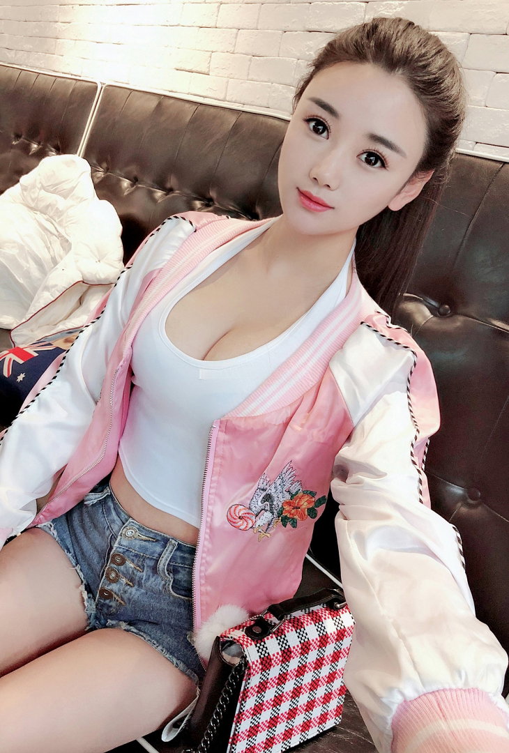 Nicole - photo